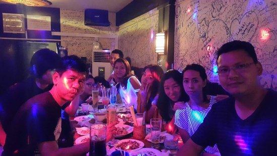 Terminal 5 Bar & Grill